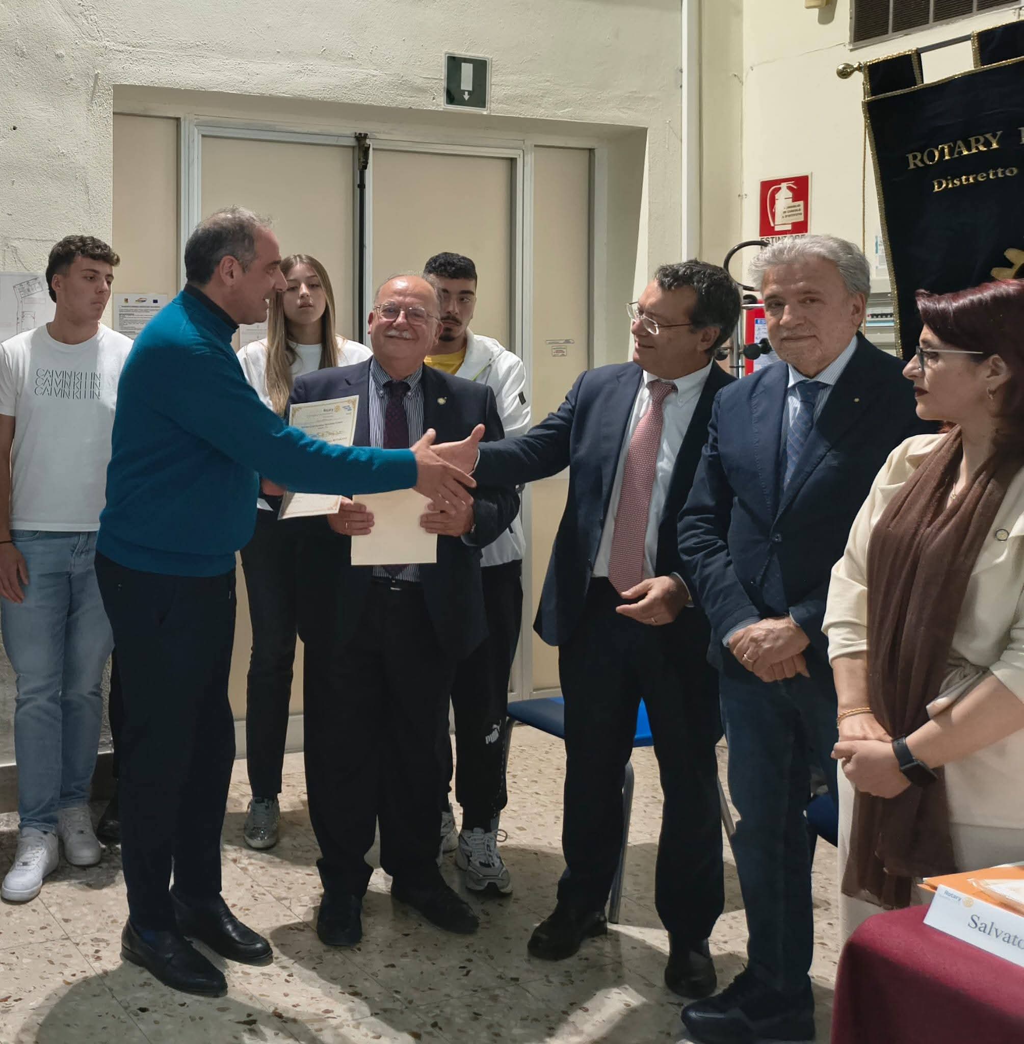 Palermo, il direttore generale dell’USR Sicilia Filippo Serra premia due classi dell’Istituto Tecnico “Carlo Alberto Dalla Chiesa”